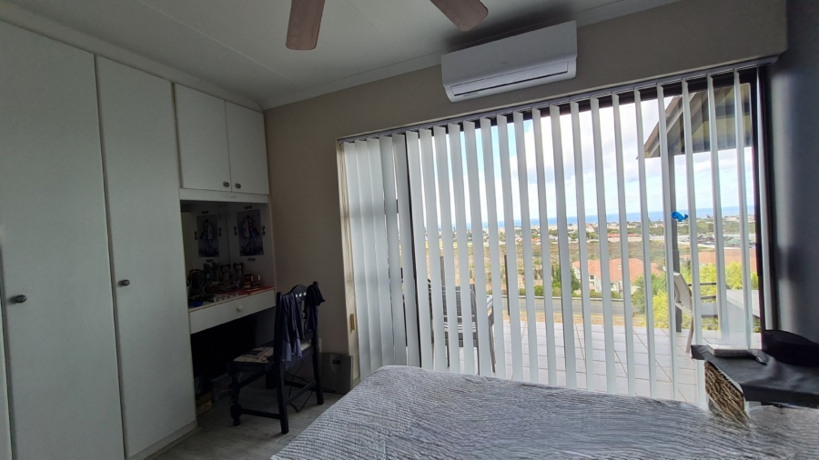 3 Bedroom Property for Sale in Hartenbos Heuwels Western Cape